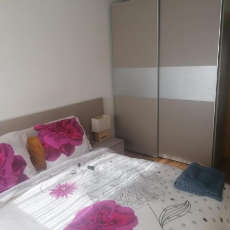 Apartamento Praga Витория-Гастейс Екстериор снимка